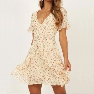 NWT Showpo Boho Cottagecore All for You Dress Cream Size 4